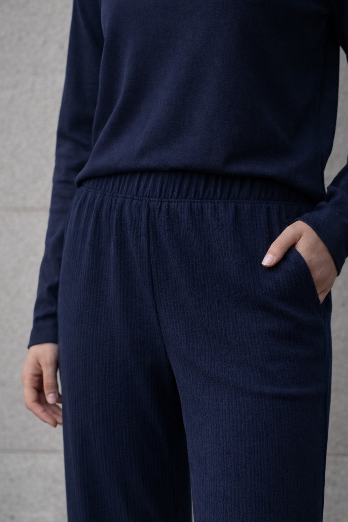 Lacivert Pantolon detay çekim - Ivoire Wear